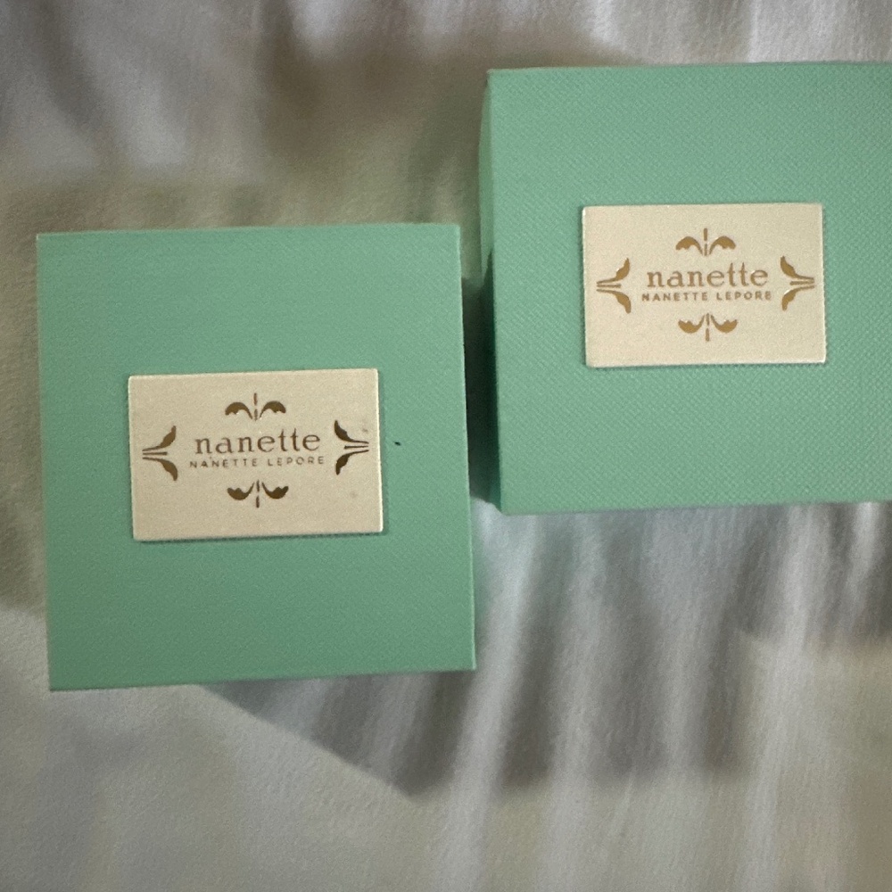 Box for earrings